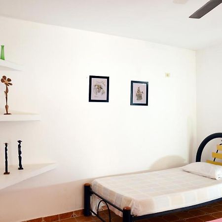 Hostal Dumbira Таганга Экстерьер фото
