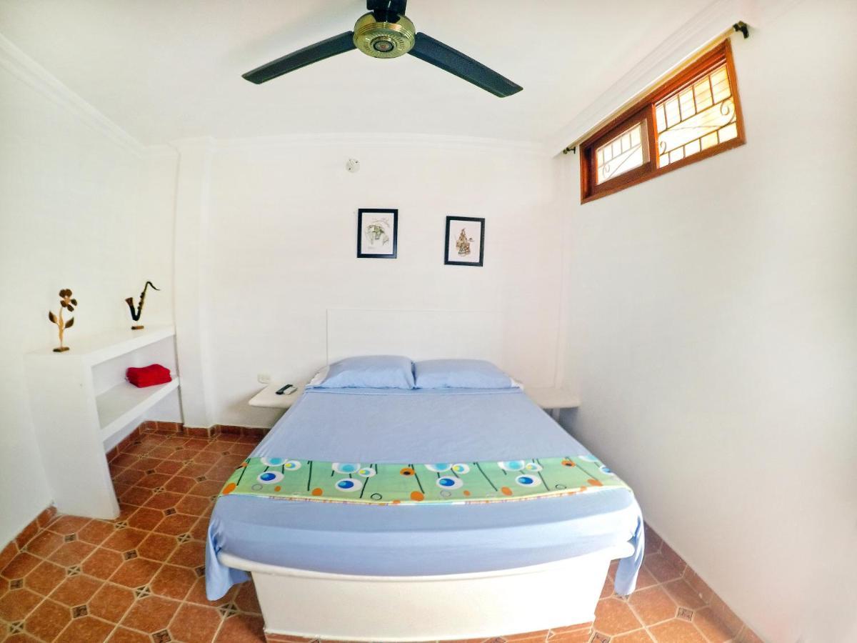 Hostal Dumbira Таганга Экстерьер фото
