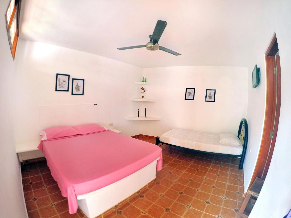 Hostal Dumbira Таганга Экстерьер фото