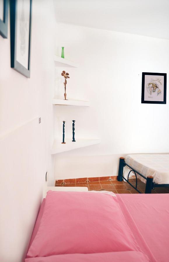 Hostal Dumbira Таганга Экстерьер фото